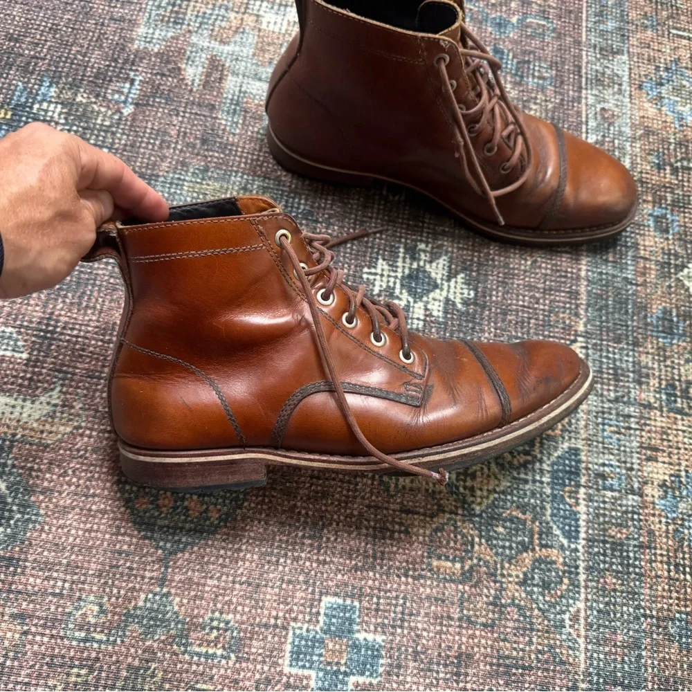 Men's Helm Brown Leather Lace-Up Dress Boots; size 9.5; worn.